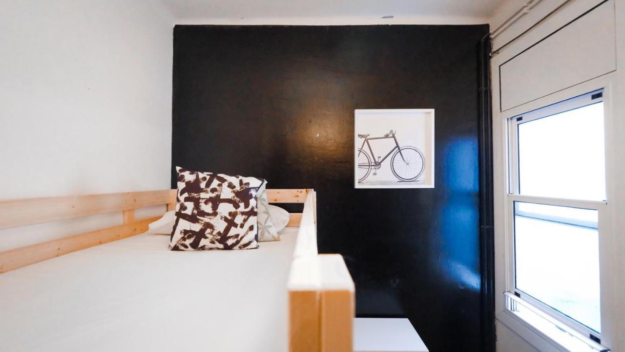 Bed&Bcn Sant Andreu Apartment Барселона Екстериор снимка